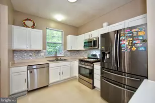 23 Caterham Ct, Rosedale, MD 21237 - Photo 11