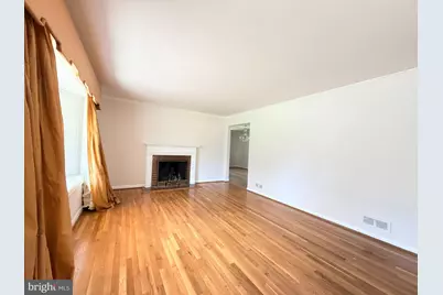 6 E Aylesbury, Lutherville Timonium, MD 21093 - Photo 3