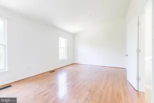 6 Sandview Ct, Baltimore, MD 21209 - Photo 15