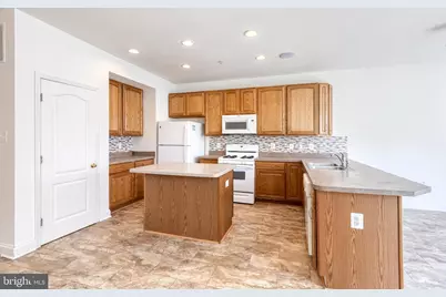 4322 Vintage Ivy Lane, Owings Mills, MD 21117 - Photo 13