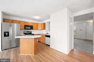 14 Gemstone Ct, Baltimore, MD 21244 - Photo 9