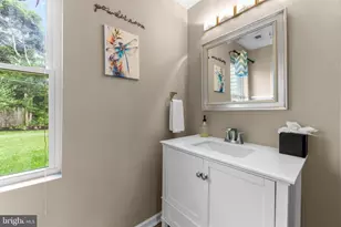 2300 Ravenview Rd, Lutherville Timonium, MD 21093 - Photo 21