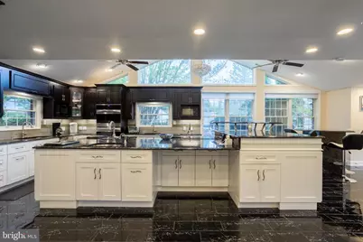 7908 Ivy Lane, Baltimore, MD 21208 - Photo 15
