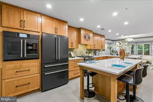7902 Brynmor Ct, Pikesville, MD 21208 - Photo 23