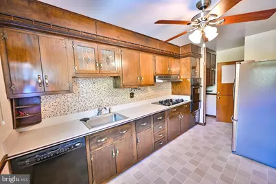 1041 Winsford Road, Baltimore, MD 21204 - Photo 13