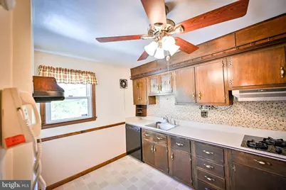 1041 Winsford Road, Baltimore, MD 21204 - Photo 11