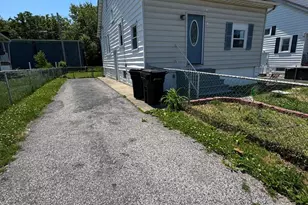 105 Williams Ave, Dundalk, MD 21222 - Photo 1