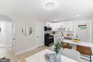 1 Glenwood Ave, Baltimore, MD 21228 - Photo 9