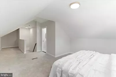 1 Glenwood Avenue, Baltimore, MD 21228 - Photo 17