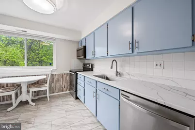 1 Summit Hill Court #T2, Baltimore, MD 21228 - Photo 5