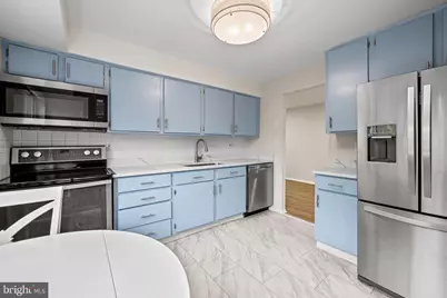1 Summit Hill Court #T2, Baltimore, MD 21228 - Photo 7