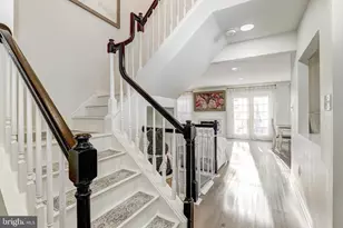 64 River Oaks Cir, Baltimore, MD 21208 - Photo 3