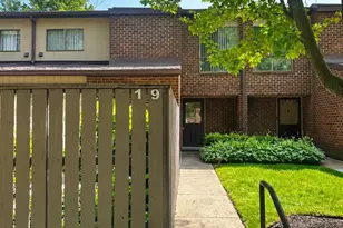 19 Saddle Ct, Baltimore, MD 21208 - Photo 1