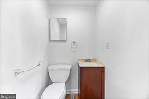 1257 Circle Dr, Baltimore, MD 21227 - Photo 23