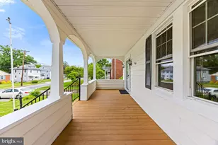 1257 Circle Dr, Baltimore, MD 21227 - Photo 5