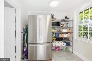 519 Chestnut Ave, Towson, MD 21204 - Photo 9