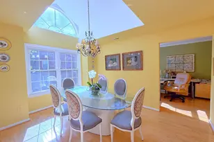 6 Fourwood Ct, Baltimore, MD 21209 - Photo 11