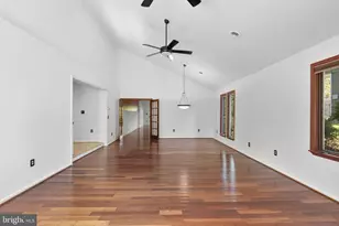 7512 Far Hills Dr, Towson, MD 21286 - Photo 11