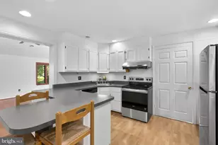 7512 Far Hills Dr, Towson, MD 21286 - Photo 7