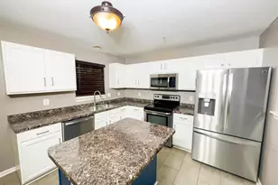 4826 Buxton Cir, Owings Mills, MD 21117 - Photo 9