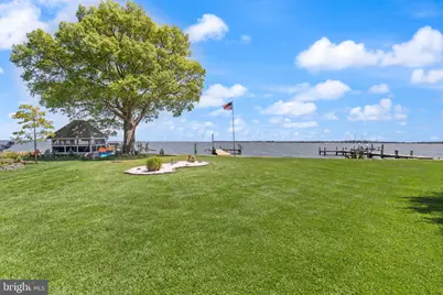 2545 Barrison Point Road, Baltimore, MD 21221 - Photo 9