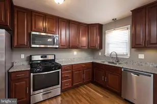 4304 Kensington Rd, Baltimore, MD 21229 - Photo 9