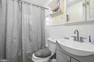 688 Middlesex Rd, Essex, MD 21221 - Photo 13