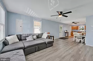 521 Riverside Dr, Essex, MD 21221 - Photo 3