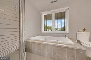 521 Riverside Dr, Essex, MD 21221 - Photo 17