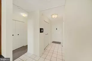 205 E Joppa Rd, Towson, MD 21286 - Photo 5