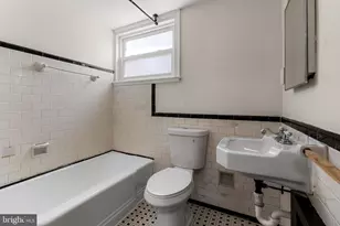 104 Westowne Rd, Baltimore, MD 21229 - Photo 33
