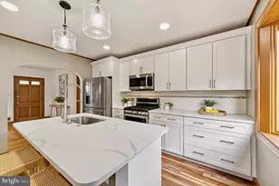 621 Woodsdale Rd, Baltimore, MD 21228 - Photo 11
