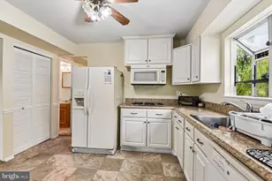 216 Glyndon Dr, Reisterstown, MD 21136 - Photo 11