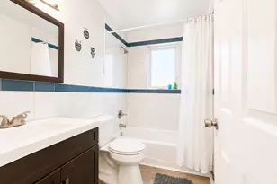 7901 Rolling View Ave, Baltimore, MD 21236 - Photo 11