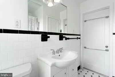 8426 Pleasant Plains, Towson, MD 21286 - Photo 17