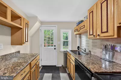 104 Waelchli Avenue, Baltimore, MD 21227 - Photo 15
