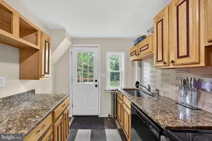 104 Waelchli Ave, Baltimore, MD 21227 - Photo 15