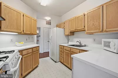 9320 Groffs Mill Drive #9320, Owings Mills, MD 21117 - Photo 19