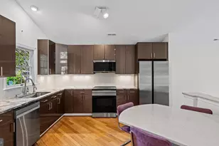 24 Stags Leap Ct, Baltimore, MD 21208 - Photo 11