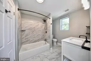 1820 Arbutus Ave, Halethorpe, MD 21227 - Photo 21