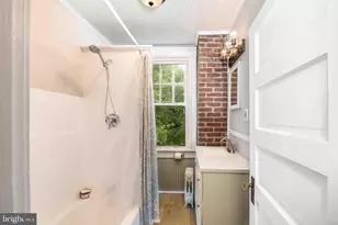1823 Mayfield Ave, Halethorpe, MD 21227 - Photo 17