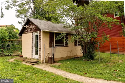 1823 Mayfield Avenue, Halethorpe, MD 21227 - Photo 21