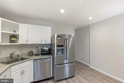 8530 Oakleigh Road, Parkville, MD 21234 - Photo 9