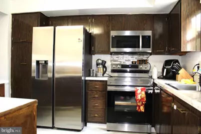 9330 Fitzharding Lane, Owings Mills, MD 21117 - Photo 5