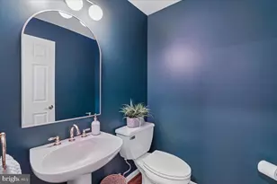 34 Old Dominion Ct, Catonsville, MD 21228 - Photo 17