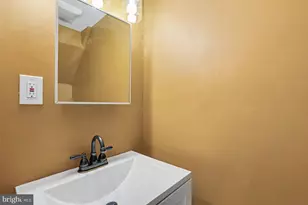 7945 Eastdale Rd, Baltimore, MD 21224 - Photo 5