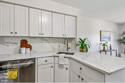 5630 Ringwood Drive #E, Halethorpe, MD 21227 - Photo 9