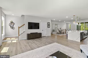232 Hickory Holw Ct, Cockeysville, MD 21030 - Photo 9
