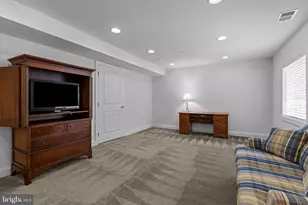 6914 Summit Cir, Baltimore, MD 21239 - Photo 43