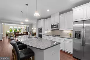 6914 Summit Cir, Baltimore, MD 21239 - Photo 13
